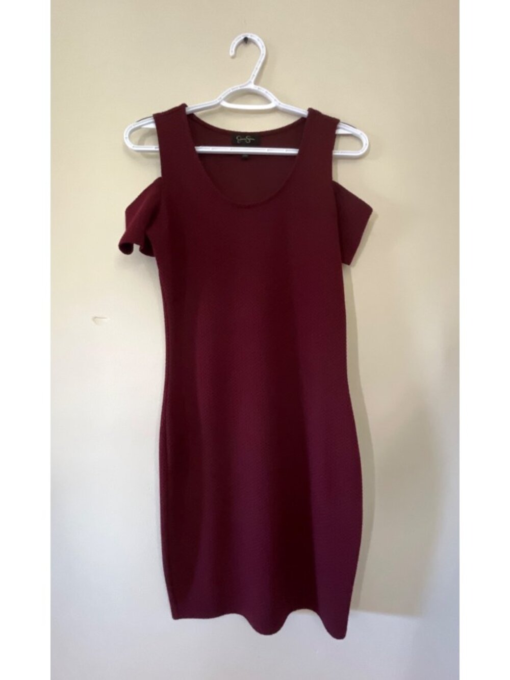 Jessica Simpson Womens Medium Maroon Cold Shoulder Short Sleeve Dress Bodycon